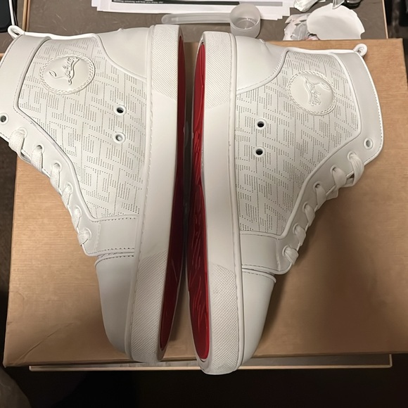 Christian Louis Vuitton EU 41 - Picture 2 of 3